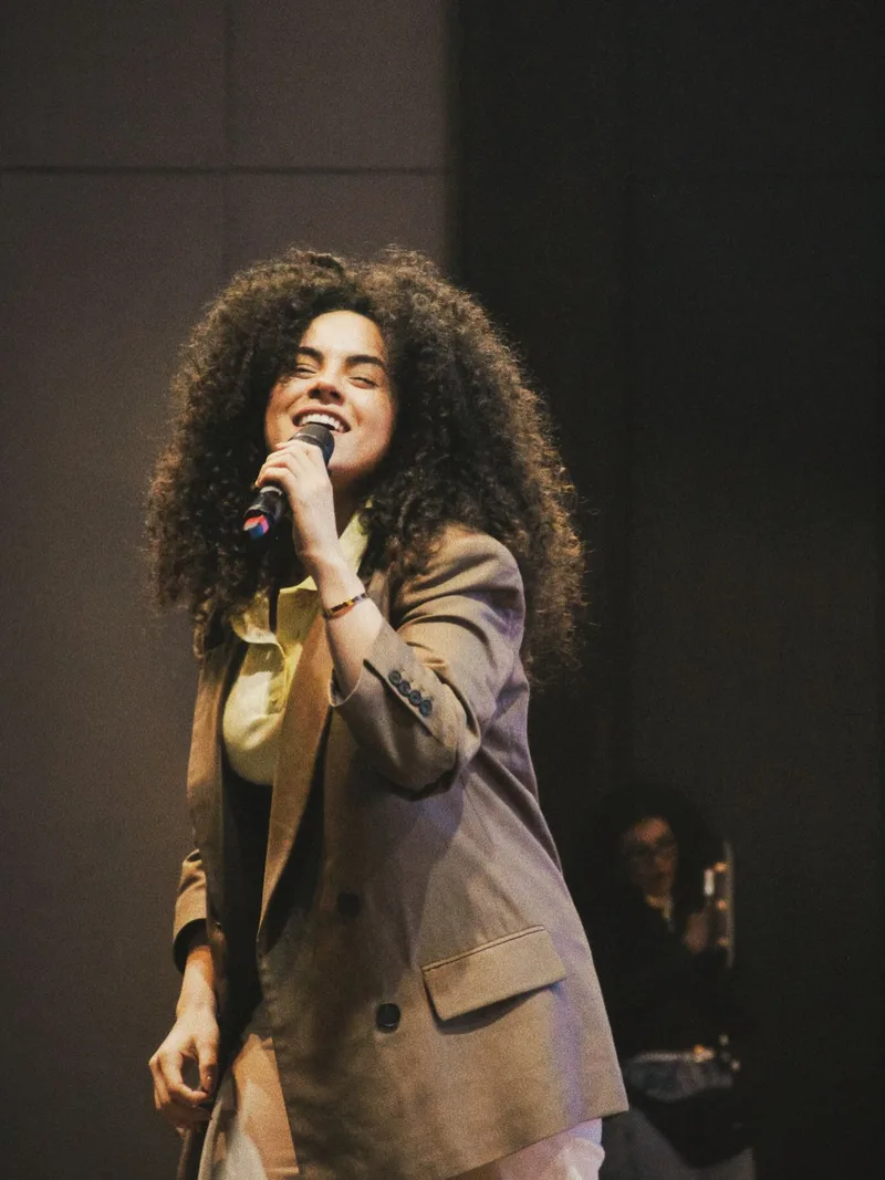 Rebeca Carvalho, cantora da Imersão para Mulheres